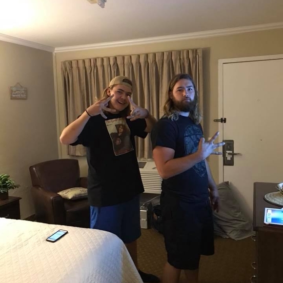 Meet your Posher, Andrew - Picture 1 of 1